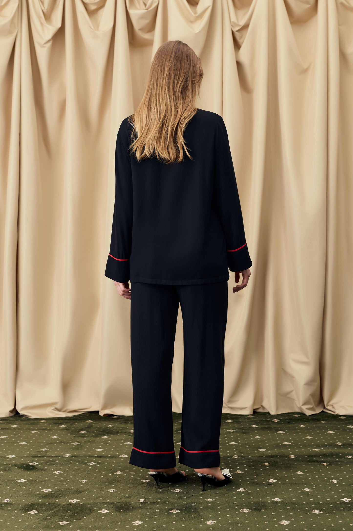 Сорочка Finnegan унісекс в чорному