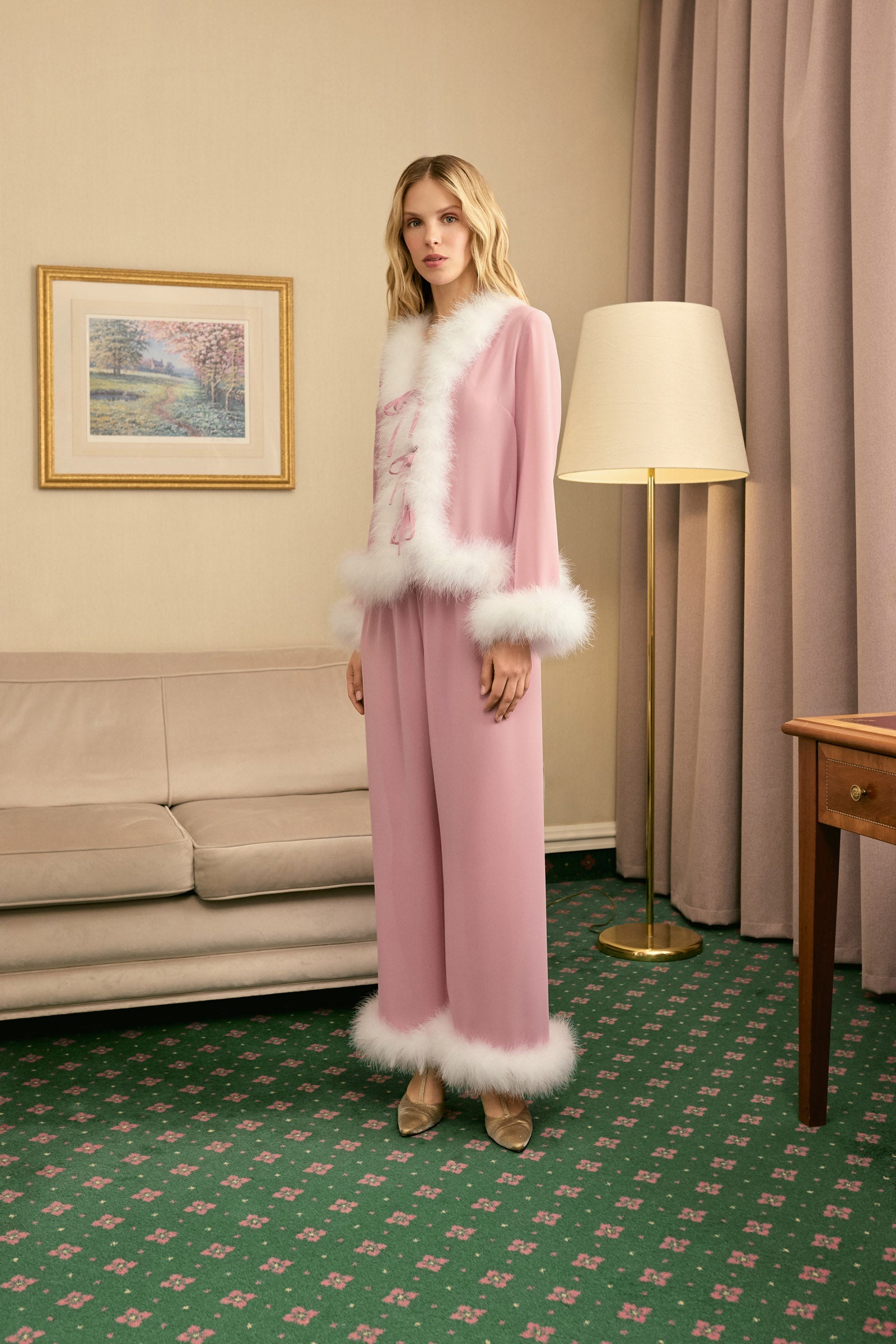 Костюм Afrodita у рожевому