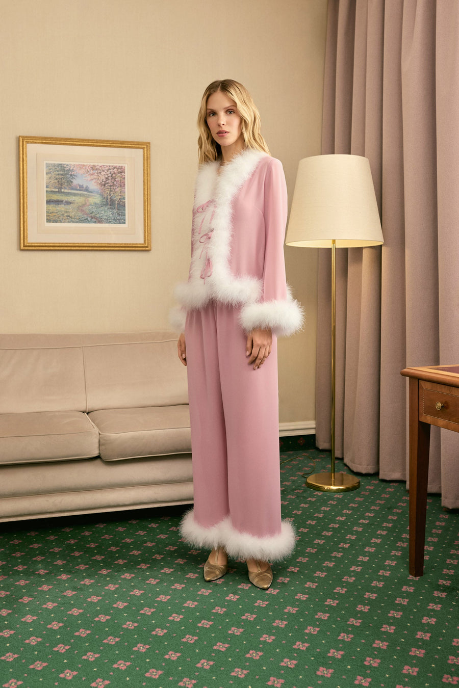 Костюм Afrodita у рожевому