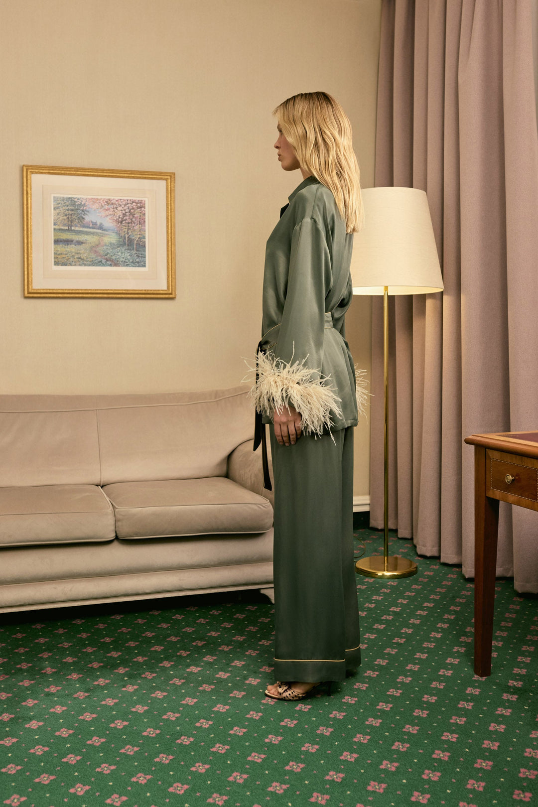 Комплект Miss Cat зі знімним пір'ям у Зеленому